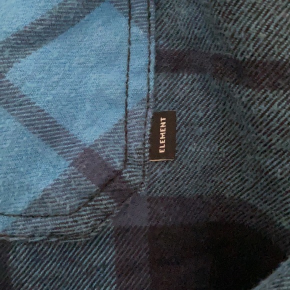 Pending- cross-posted- Element Youth XL button up top - Picture 3 of 3